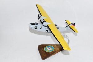 Consolidated PBY-5 Catalina, US Coast Guard 1945, 18 inch Mahogany Model